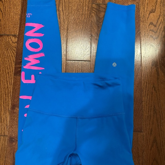 lululemon athletica Ed Curtis in Vibrant Blue with Pink Logo - Picture 2 of 8
